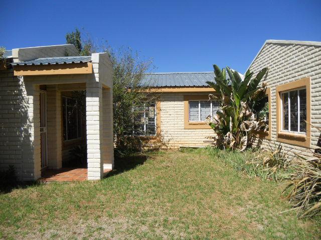 Front View of property in Bains Vlei