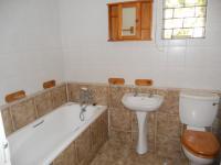 Main Bathroom - 5 square meters of property in Bains Vlei