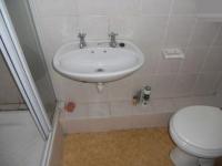 Main Bathroom - 2 square meters of property in Paarl