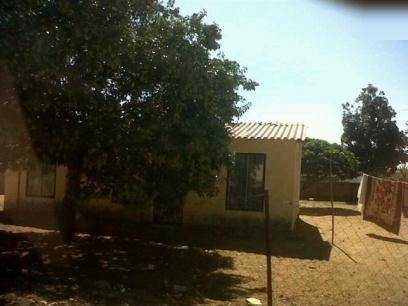 Front View of property in Soshanguve