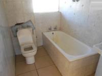 Main Bathroom - 3 square meters of property in Randburg