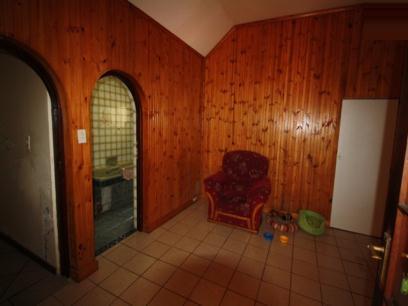 Spaces of property in Queensburgh