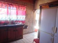 Kitchen of property in Daggafontein