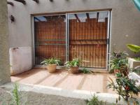 Backyard of property in Daggafontein