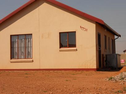 Front View of property in Protea Glen