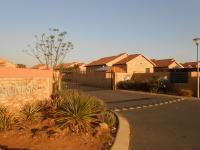 Front View of property in Greenhills