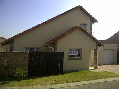 3 Bedroom House for Sale For Sale in Fourways - Home Sell - MR073178