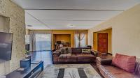 Lounges of property in Heuwelsig Estate