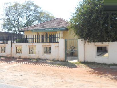 Front View of property in Roodepoort