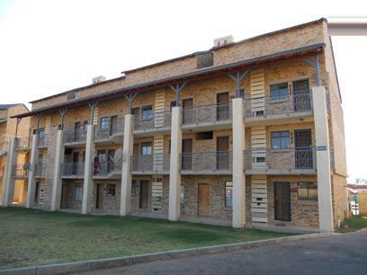 2 Bedroom Apartment for Sale For Sale in Karenpark - Private Sale - MR074282