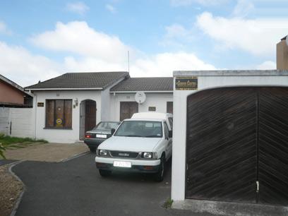 3 Bedroom House for Sale For Sale in Parow Central - Private Sale - MR07451