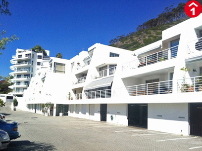 2 Bedroom Apartment to Rent in Sea Point - Property to rent - MR074667