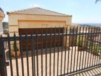 3 Bedroom 2 Bathroom Cluster for Sale for sale in Krugersdorp