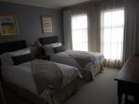Bed Room 1 - 18 square meters of property in Mossel Bay