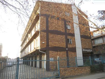 2 Bedroom Apartment for Sale For Sale in Pretoria West - Private Sale - MR076061