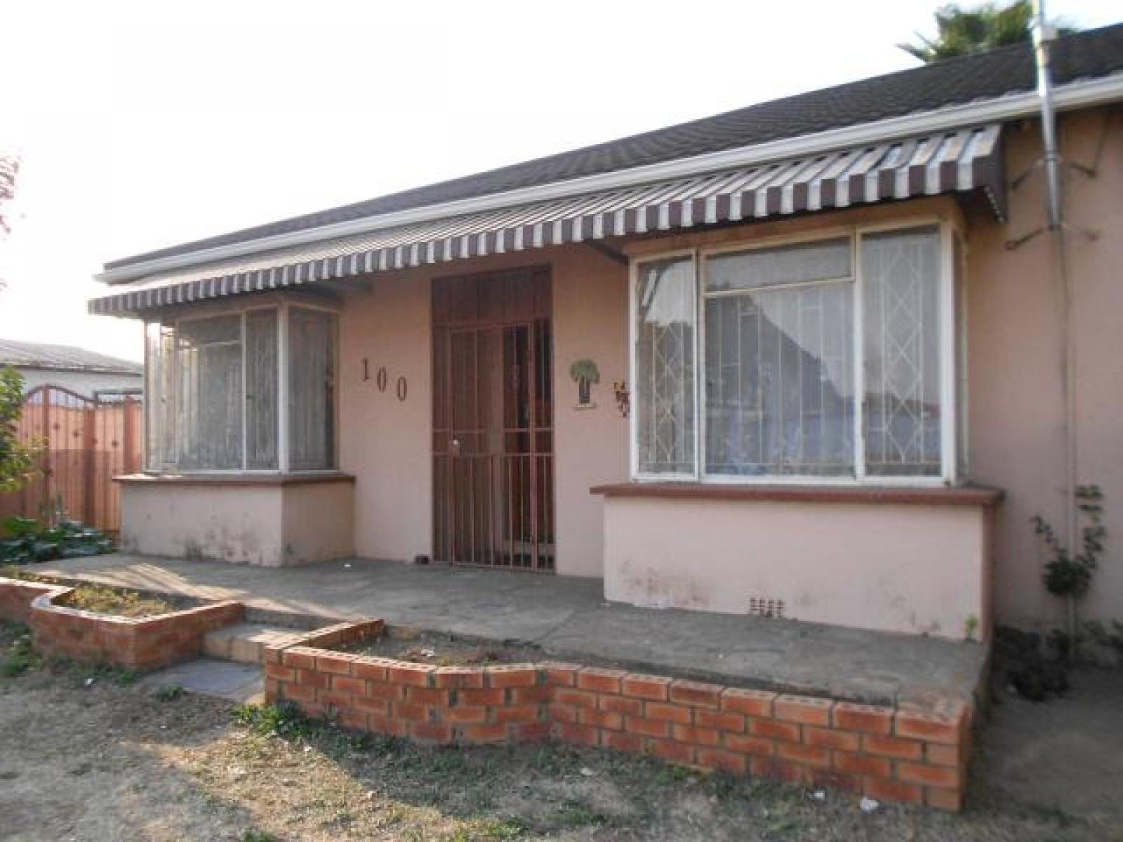 Front View of property in Boksburg