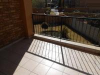 Patio - 10 square meters of property in Willowbrook