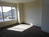Main Bedroom - 21 square meters of property in Willowbrook