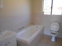 Main Bathroom - 6 square meters of property in Willowbrook