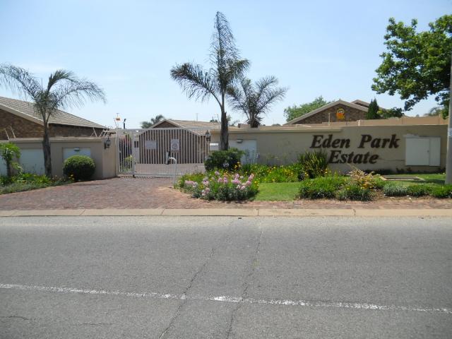 Front View of property in Allen’s Nek