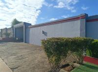 Front View of property in Alveda