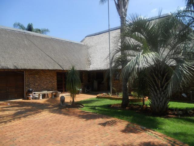 Front View of property in Doornpoort