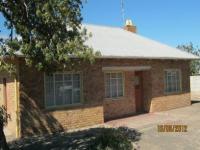 2 Bedroom 1 Bathroom House for Sale for sale in Beaufort West