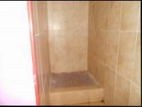 Bathroom 3+ - 2 square meters of property in Randfontein