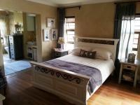 Main Bedroom - 23 square meters of property in Glentana
