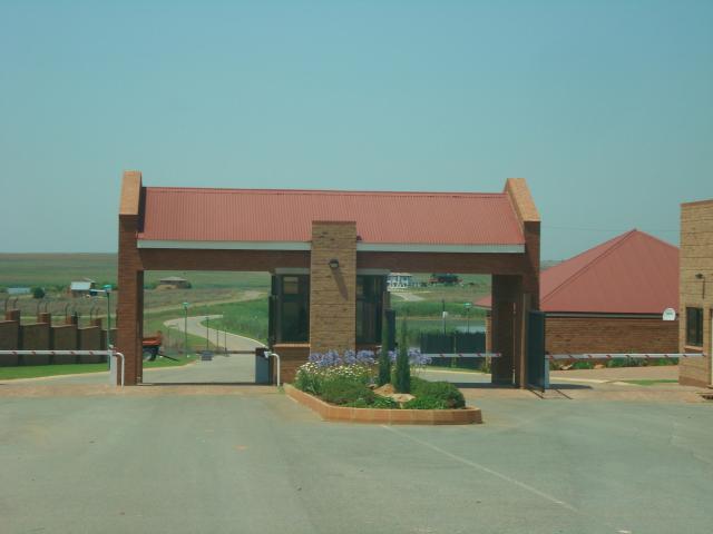 Front View of property in Kungwini Country Estate
