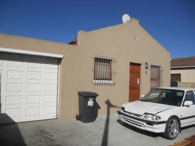 Front View of property in Weltevreden Valley