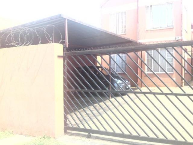 Front View of property in Jeppestown