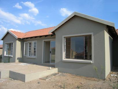 3 Bedroom House for Sale For Sale in Rooihuiskraal - Private Sale - MR08050