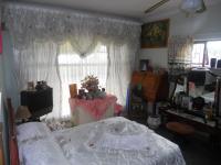 Main Bedroom - 23 square meters of property in Clansthal