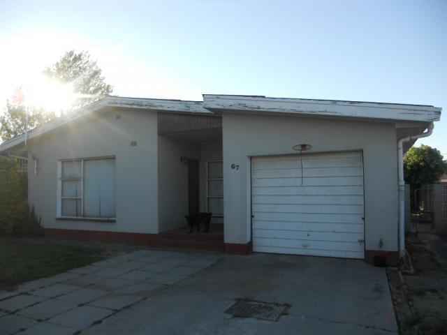 Front View of property in Kraaifontein