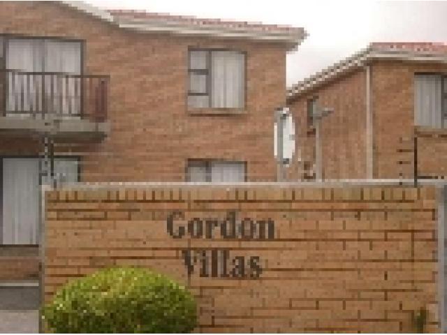 2 Bedroom Sectional Title for Sale For Sale in Gordons Bay - Home Sell - MR080798