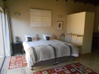 Main Bedroom - 74 square meters of property in Glenmarais (Glen Marais)
