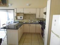 Kitchen - 34 square meters of property in Glenmarais (Glen Marais)