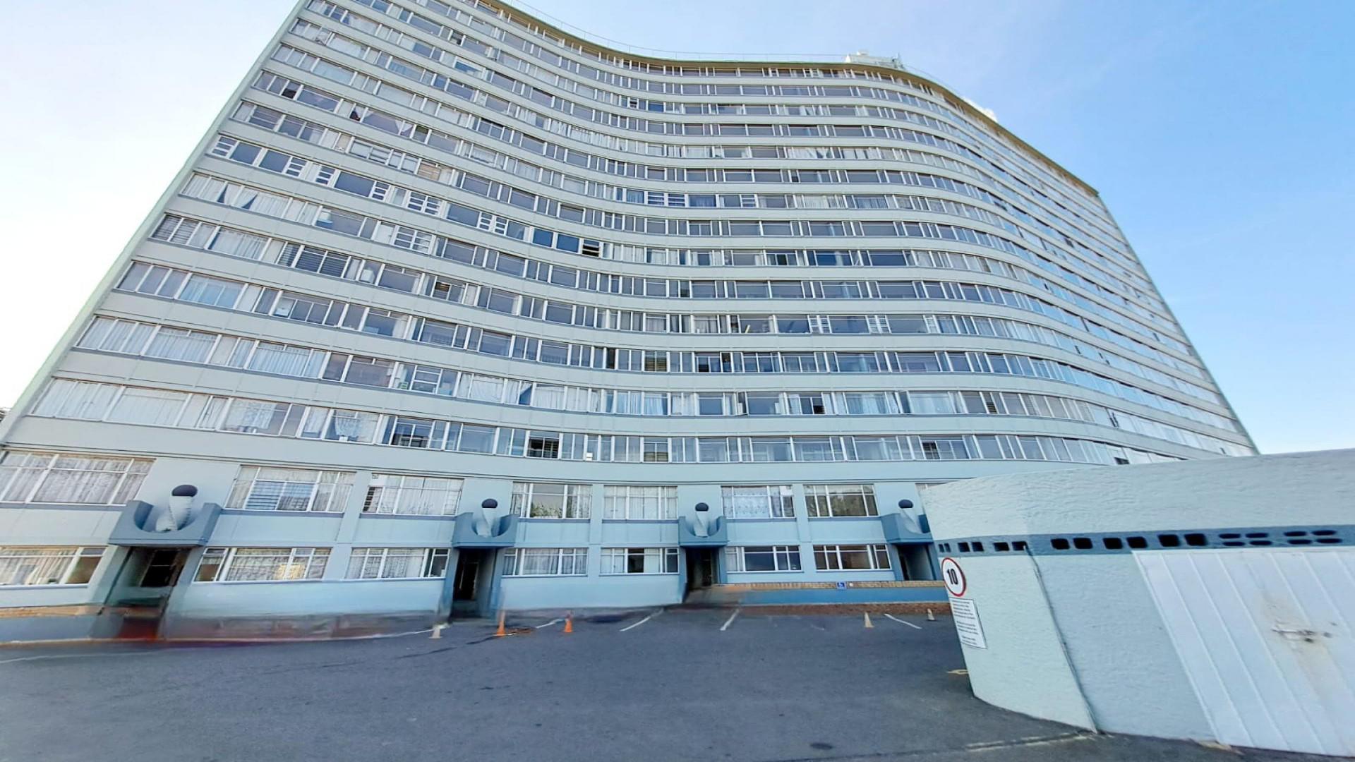 Front View of property in Denlee