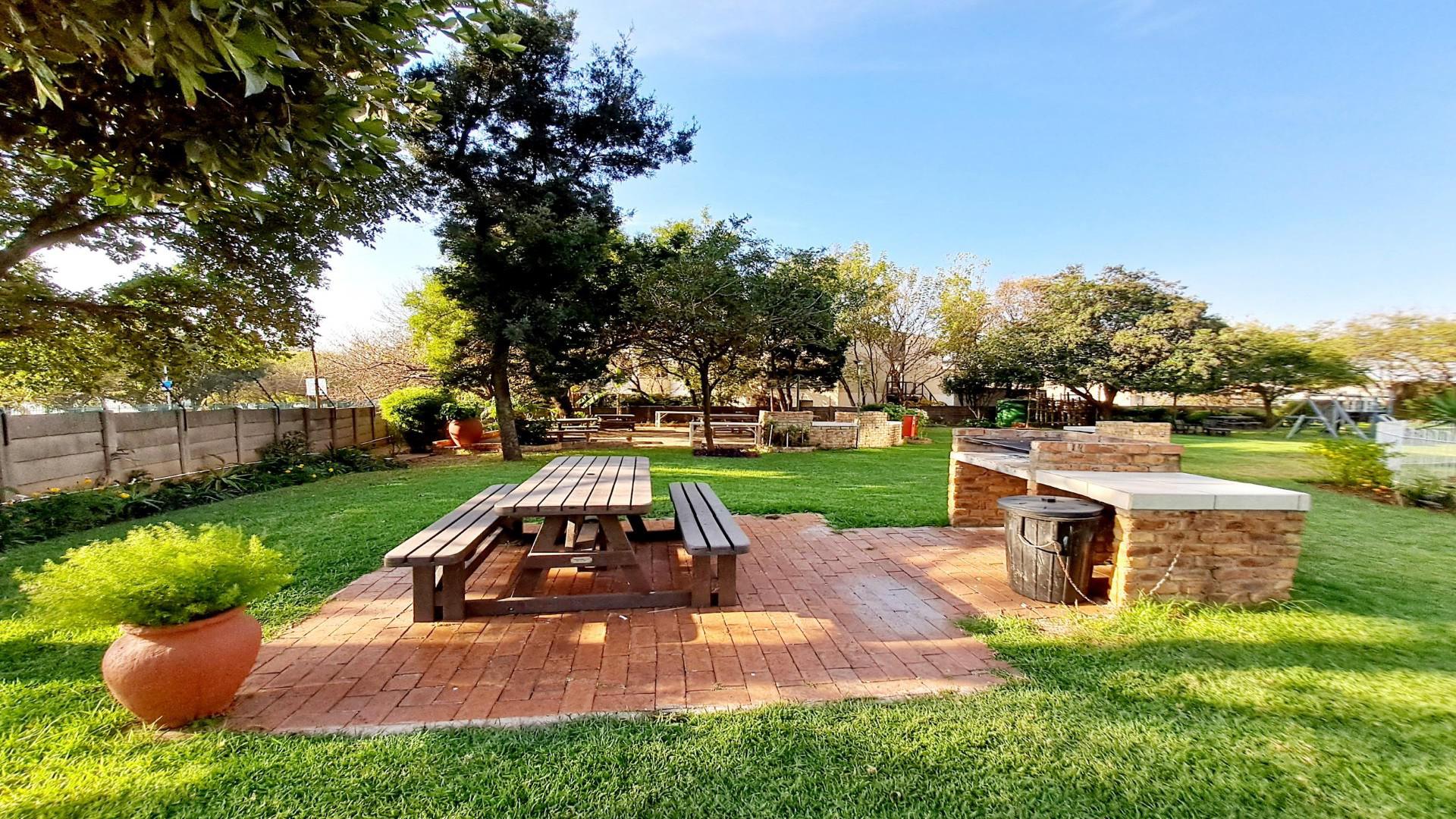 Entertainment of property in Denlee