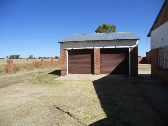 Spaces - 16 square meters of property in Bloemfontein