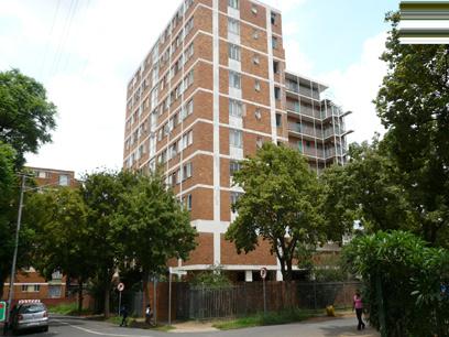 2 Bedroom Apartment for Sale For Sale in Berea - JHB - Private Sale - MR08193