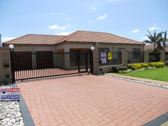 3 Bedroom House for Sale For Sale in Chantelle - Home Sell - MR082135