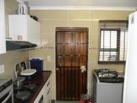 Kitchen - 9 square meters of property in Kingsburgh