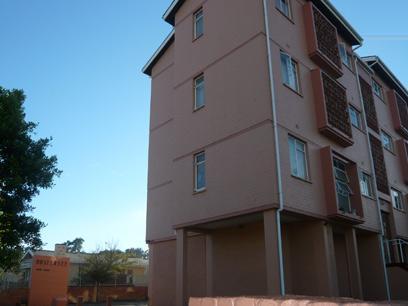 2 Bedroom Apartment for Sale For Sale in Parow East - Private Sale - MR08233