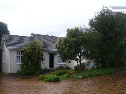 2 Bedroom House for Sale For Sale in Somerset West - Home Sell - MR08259