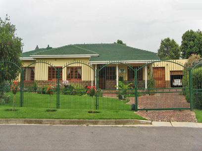 3 Bedroom House for Sale For Sale in Benoni - Home Sell - MR08285