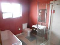 Bathroom 2 - 15 square meters of property in Willow Acres Estate