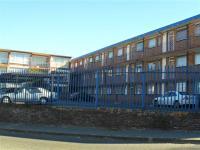 2 Bedroom 1 Bathroom Flat/Apartment for Sale and to Rent for sale in Rosettenville