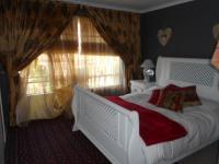 Main Bedroom - 15 square meters of property in Silverfields